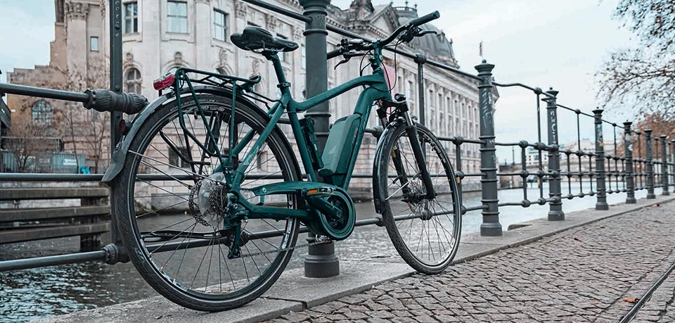 Mobilitätsschutzpaket: assona optimiert Service für E-Bike-Fahrer